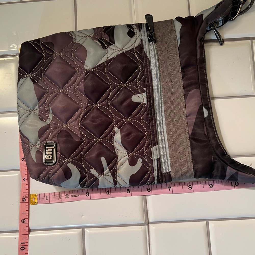 Lug Camouflage Messenger Bag - Black and grey - Picture 3 of 7